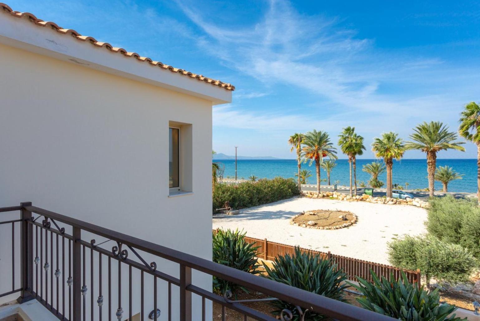 Villa Seashore One Paphos Esterno foto