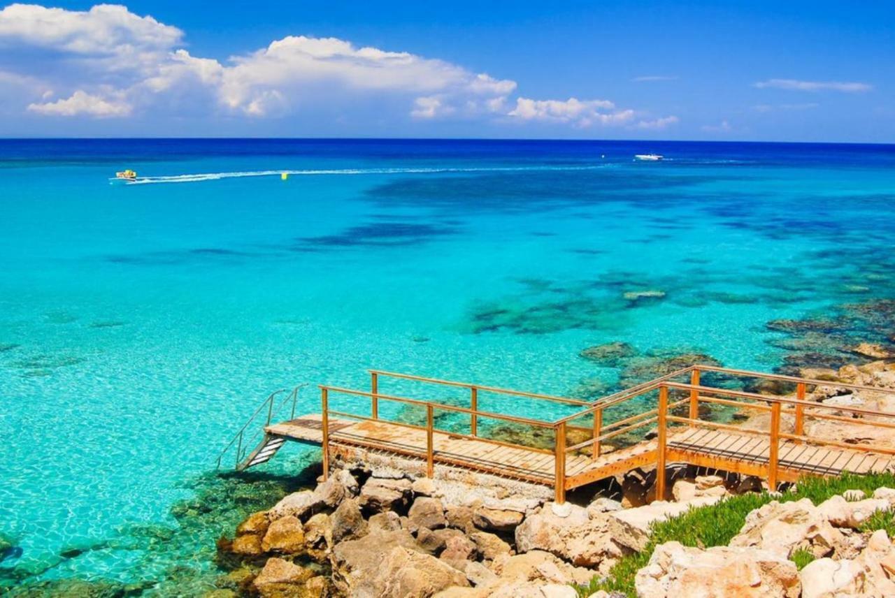 Villa Seashore One Paphos Esterno foto